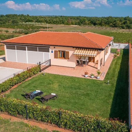 Villa Gracia Sveti Lovreč Pazenatički Eksteriør bilde
