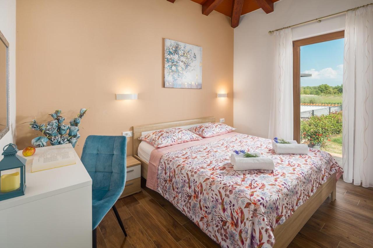 Villa Gracia Sveti Lovreč Pazenatički Eksteriør bilde